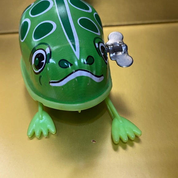 VINTAGE 80’s TIN TOYS WIND UP FROG & SWIMMING DUCK 4” - Picture 9 of 13